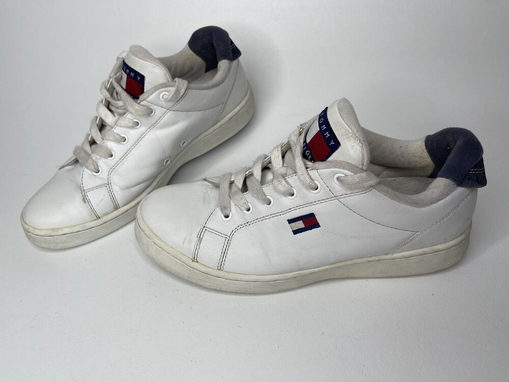 Women’s Tommy Hilfiger Shoes White Lace-up Shoes for Size 8.5